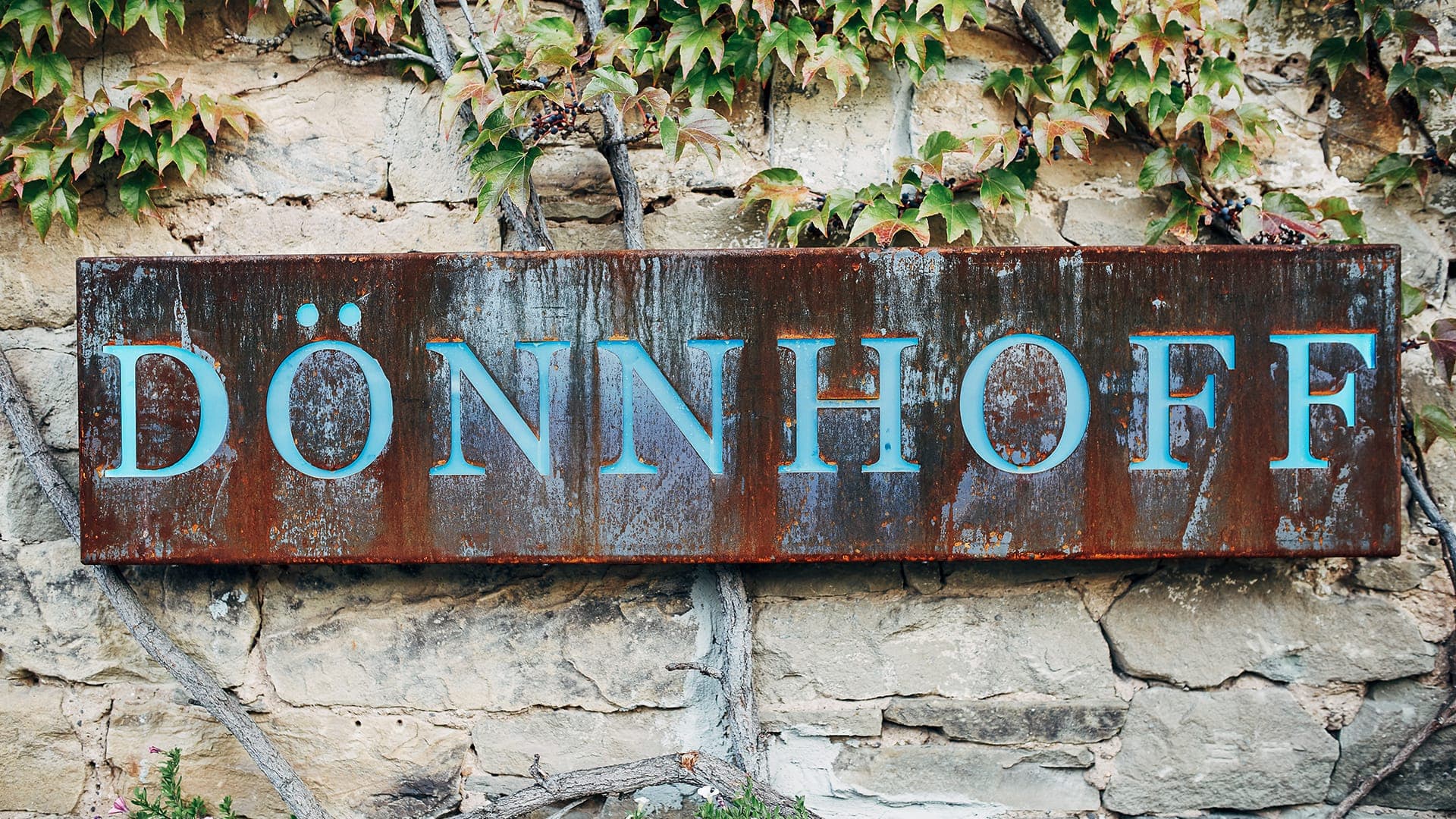 Weingut Donnhoff sign Weingut Donnhoff sign